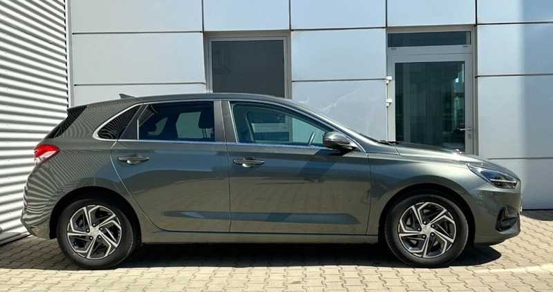 Hyundai I30 cena 89900 przebieg: 24279, rok produkcji 2022 z Borek Wielkopolski małe 254